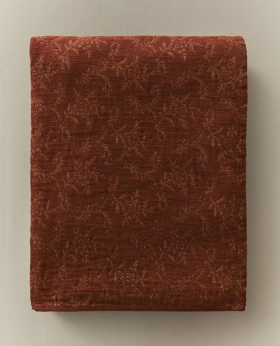 FLORAL MUSLIN BATH TOWEL FLORAL MUSLIN BATH TOWEL