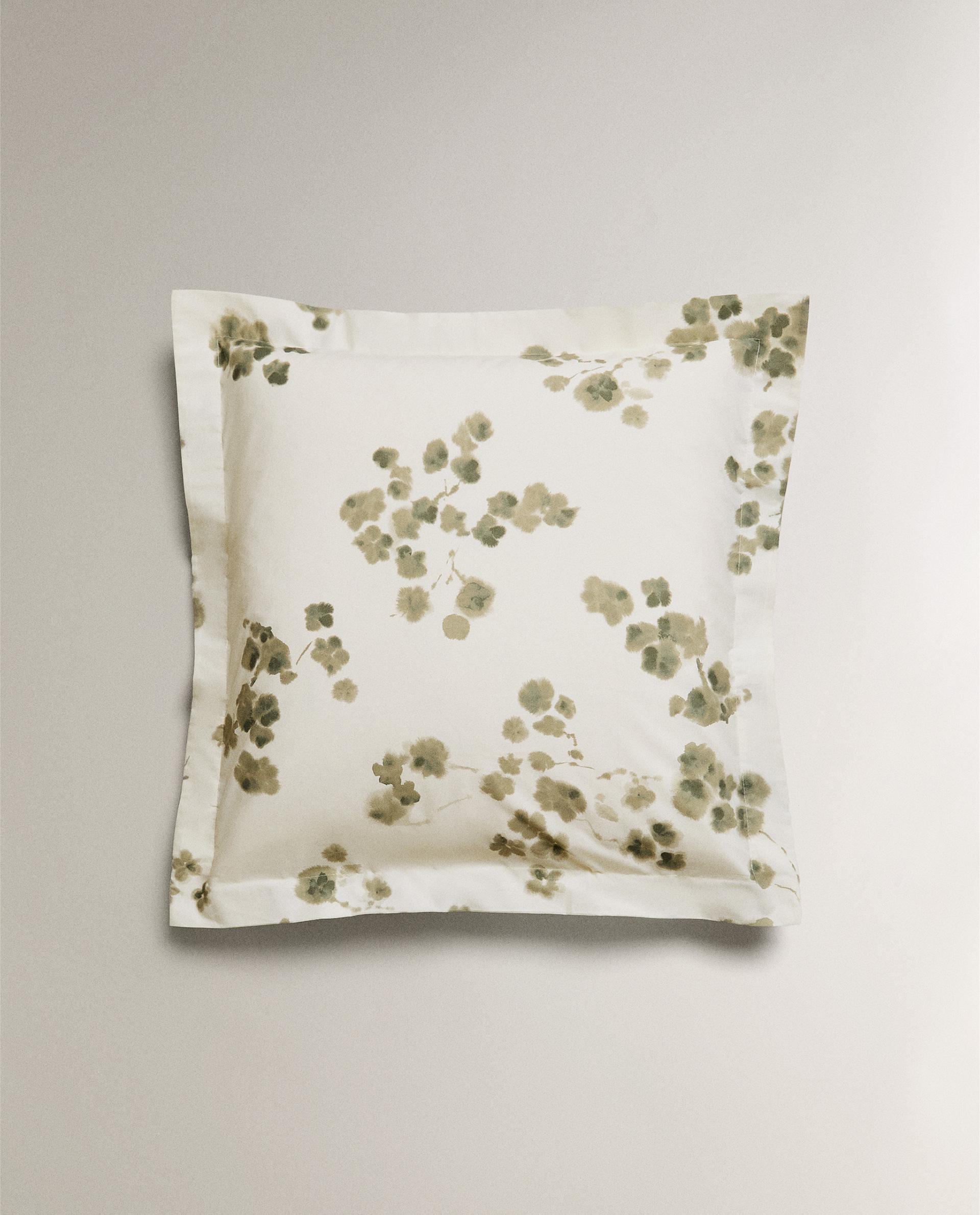 BLENDED PRINT PILLOWCASE