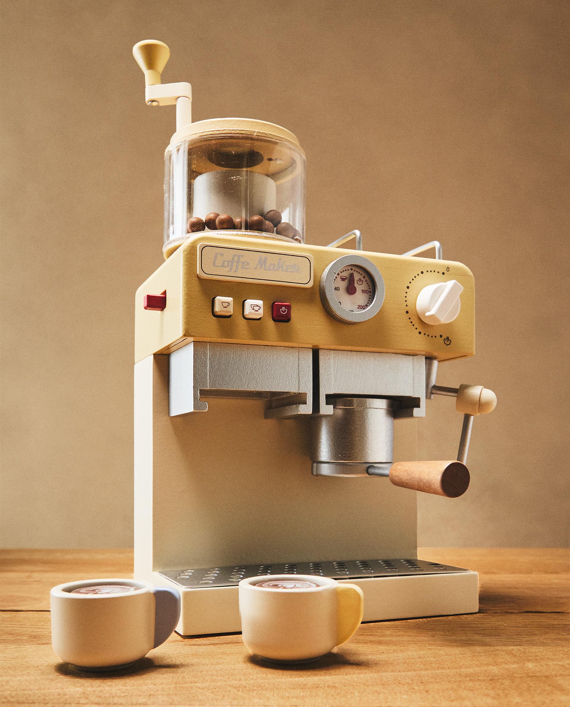 CHILDREN’S TOY COFFEE MAKER