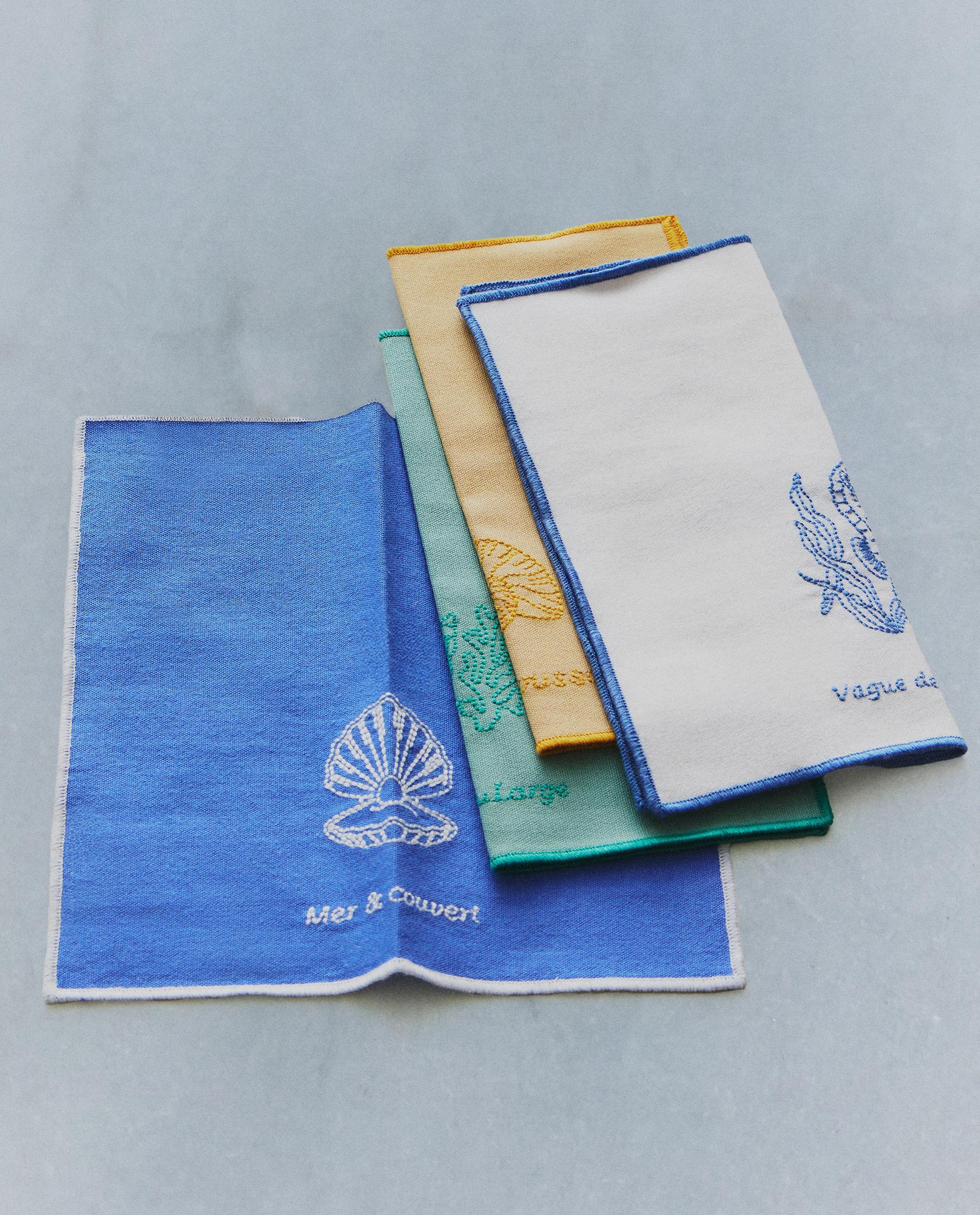 PACK OF EMBROIDERED MARINE COCKTAIL NAPKINS (PACK OF 4) product thumbnail 11