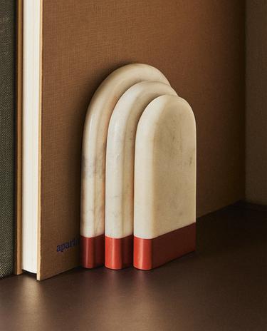 MARBLE BOOKENDS WITH COLOURED STRIPE