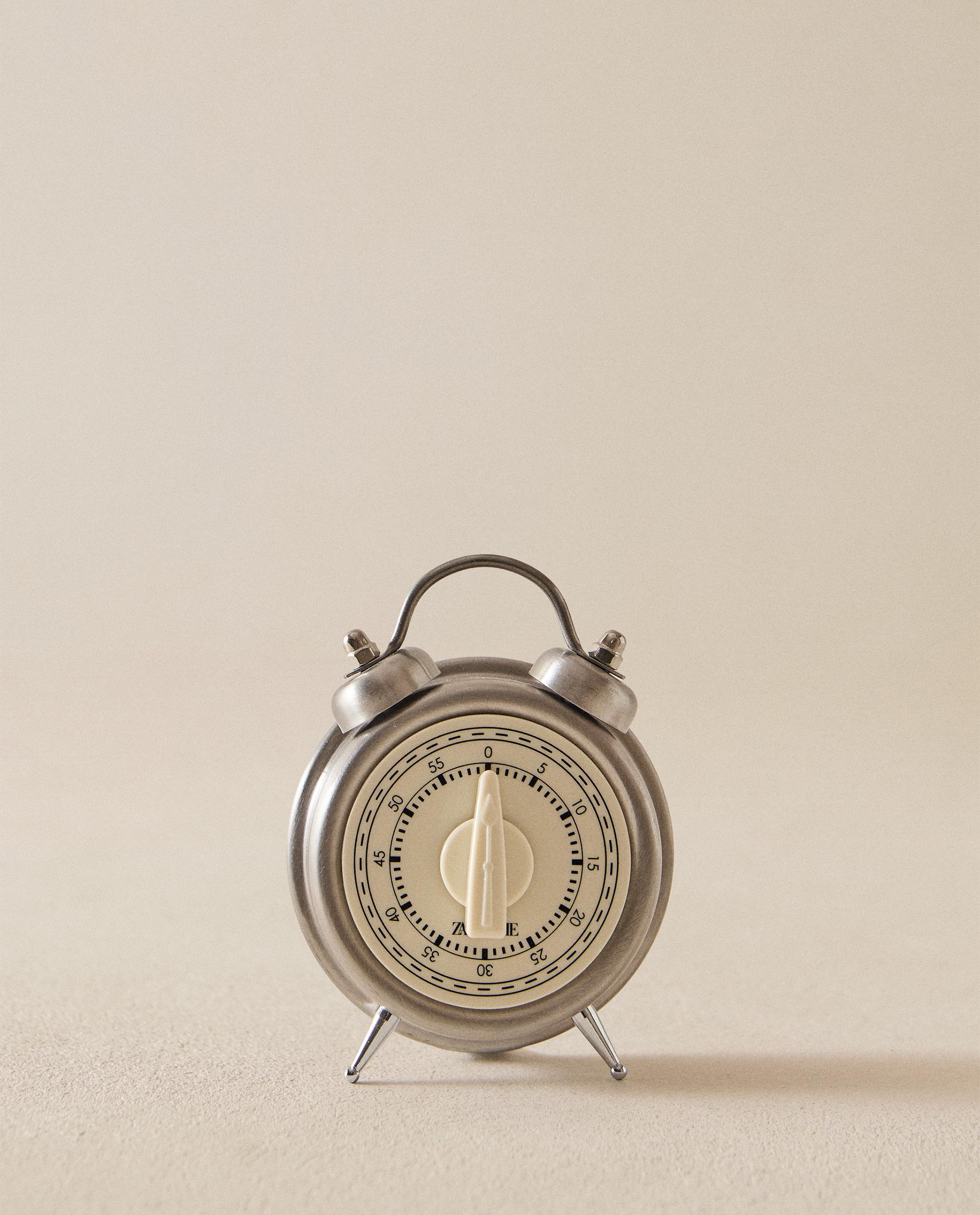 TIMER WITH LEGS AND HANDLE | Zara Home United Kingdom