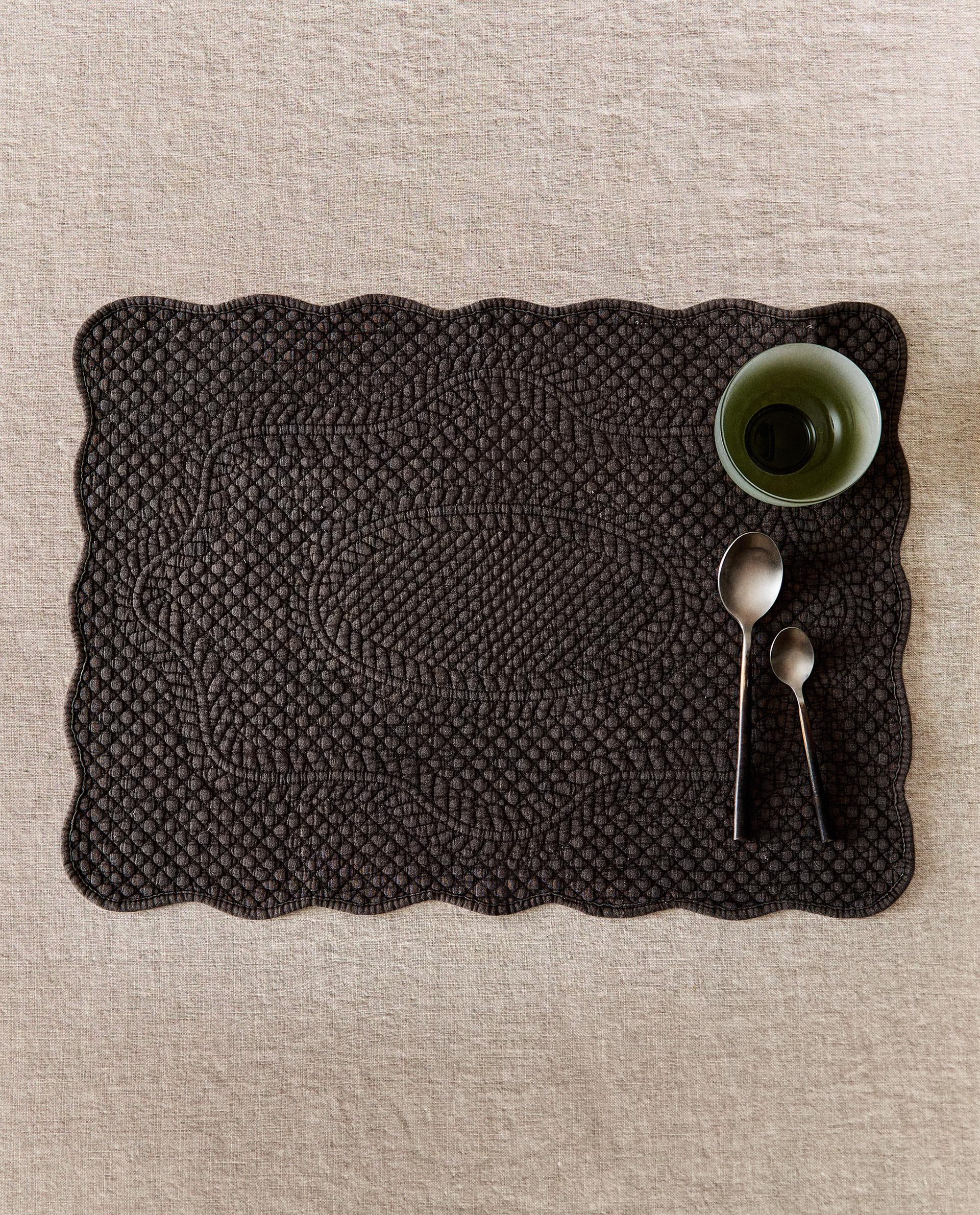 ☆新品未使用☆Zara  ザラホーム テーブルクロス、ランチョンマット ランチョンマット | Zara Home 日本/Japan