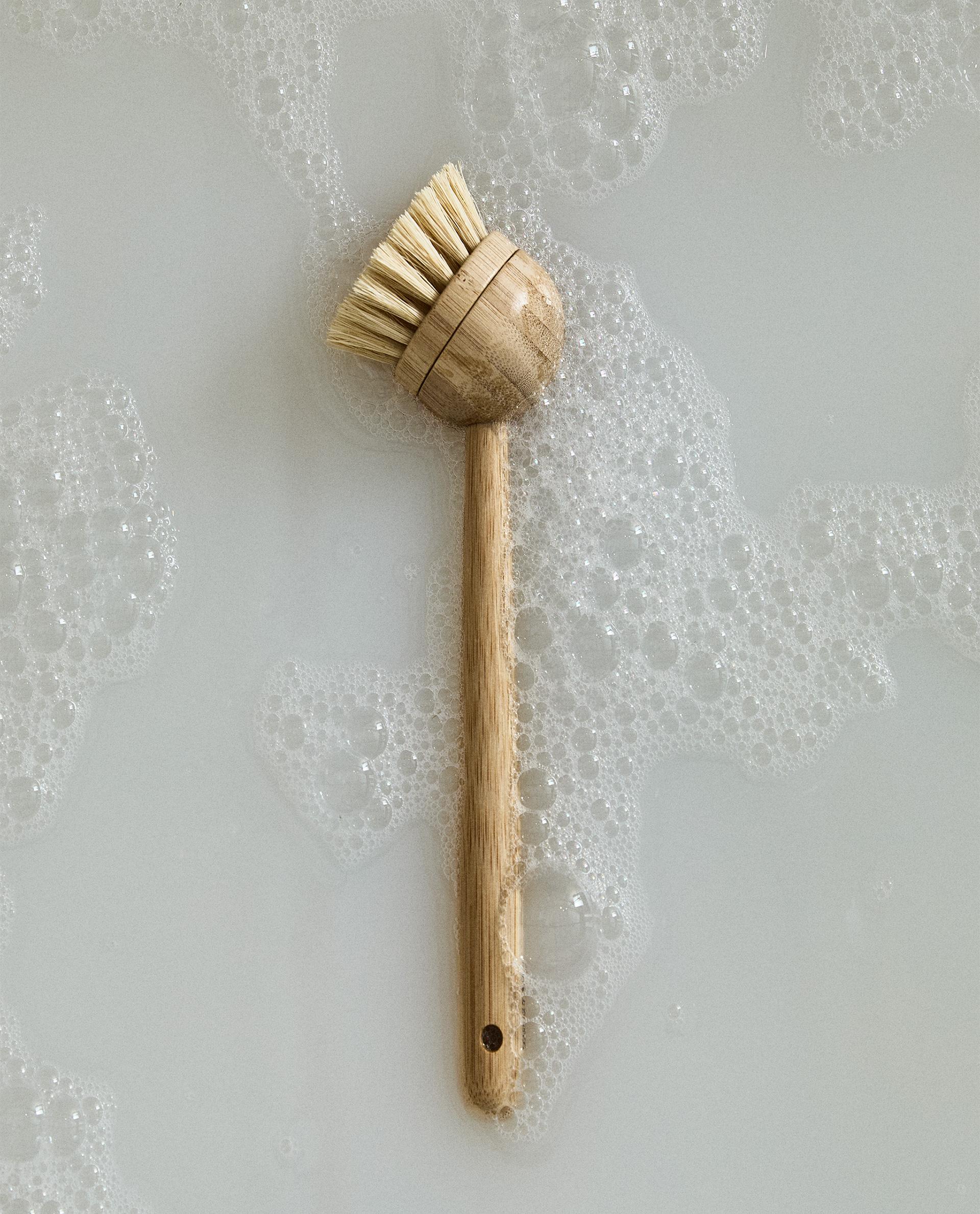 BRUSH WITH REPLACEABLE BRISTLES product thumbnail 10