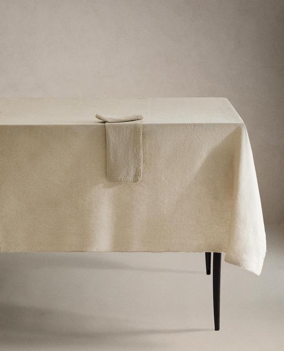 UNIFARBENE TISCHDECKE AUS GEFÄRBTER BAUMWOLLE