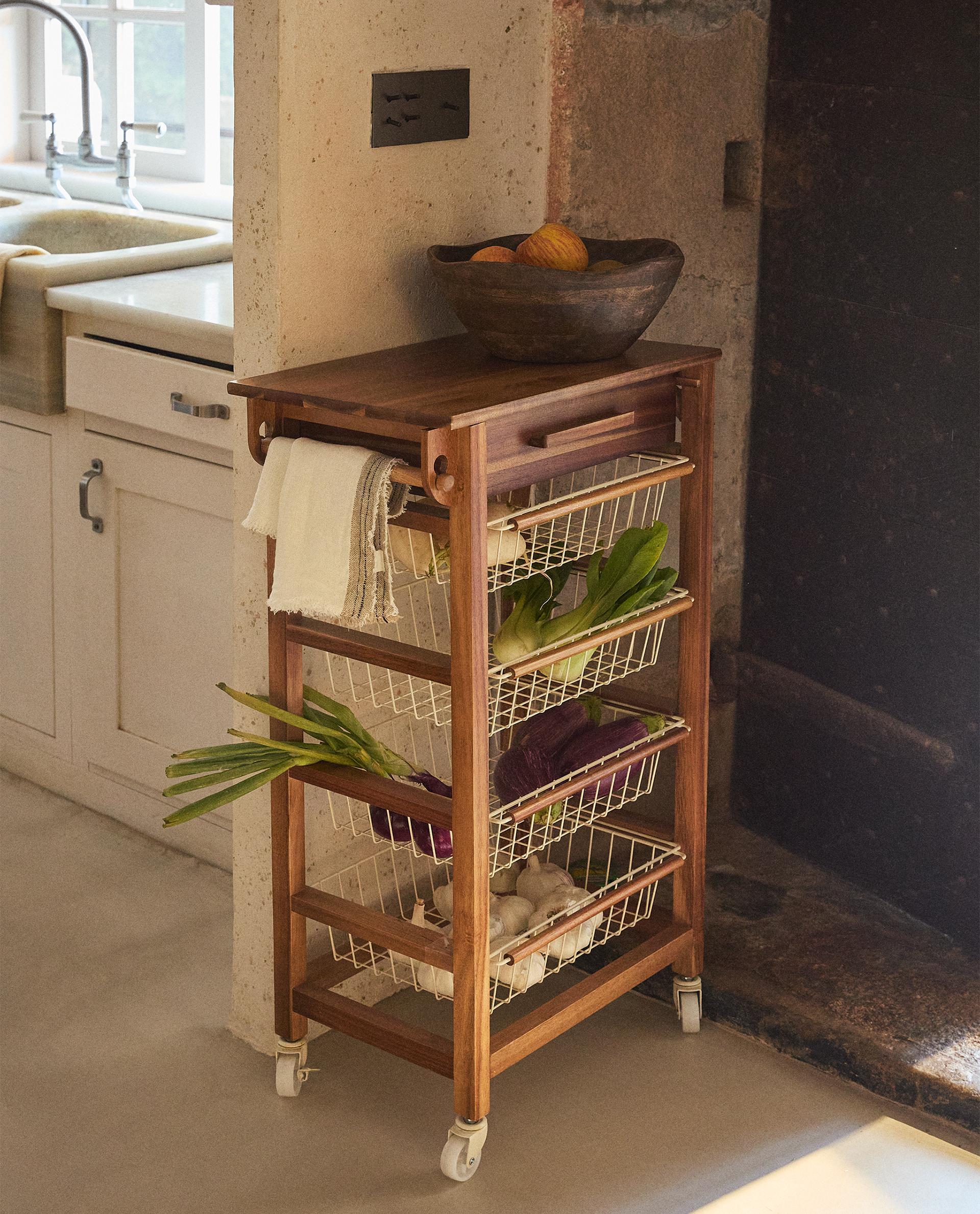 MUEBLE ALMACENAJE MADERA Y METAL RUEDAS | Zara Home México
