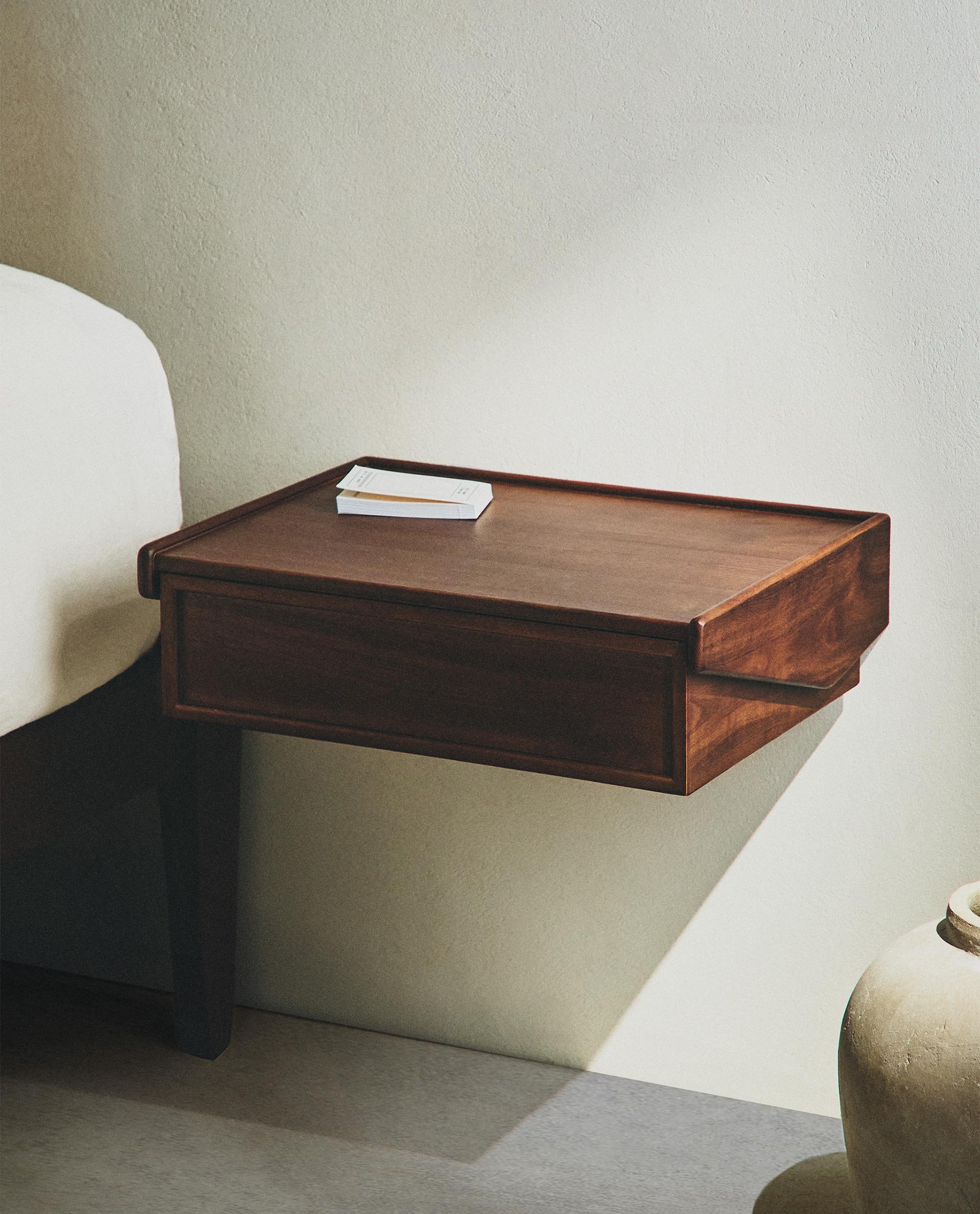 Floating Bedside Table - Modern Wall-Mounted Design