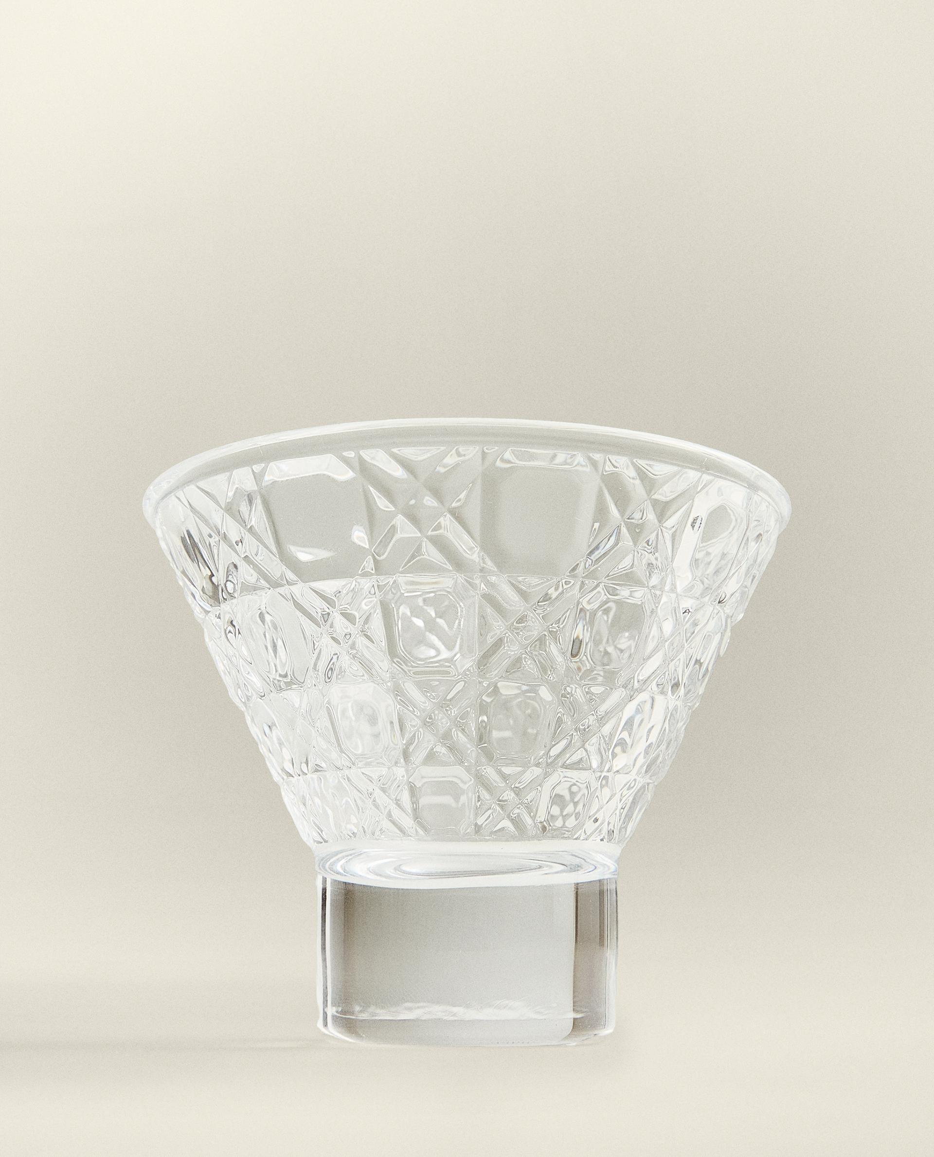 RAISED DESIGN GLASS ICE-CREAM CUP