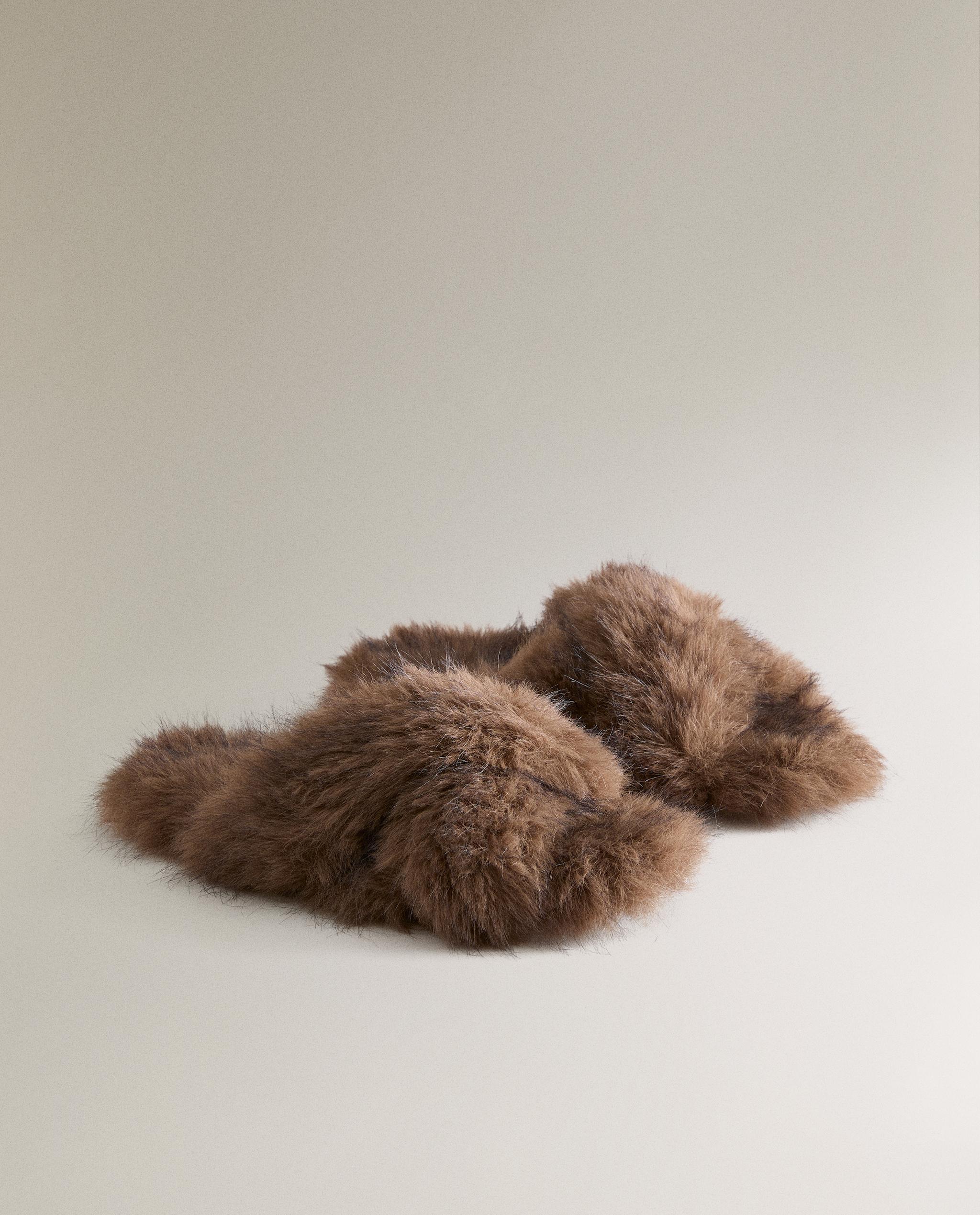 クロスフェイクファーサンダル | Zara Home 日本/Japan