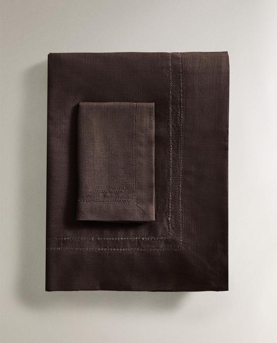 HEMSTITCHED COTTON TABLECLOTH