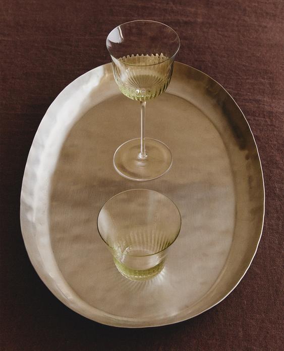 TRANSPARENT GLASSWARE