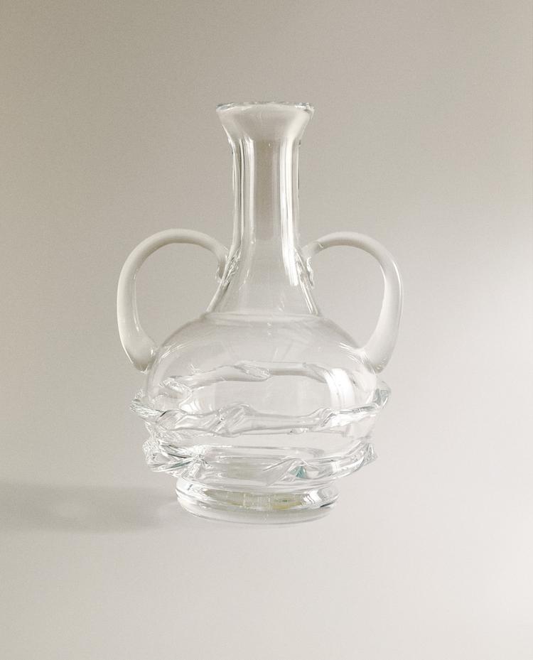 BLOWN GLASS VASE