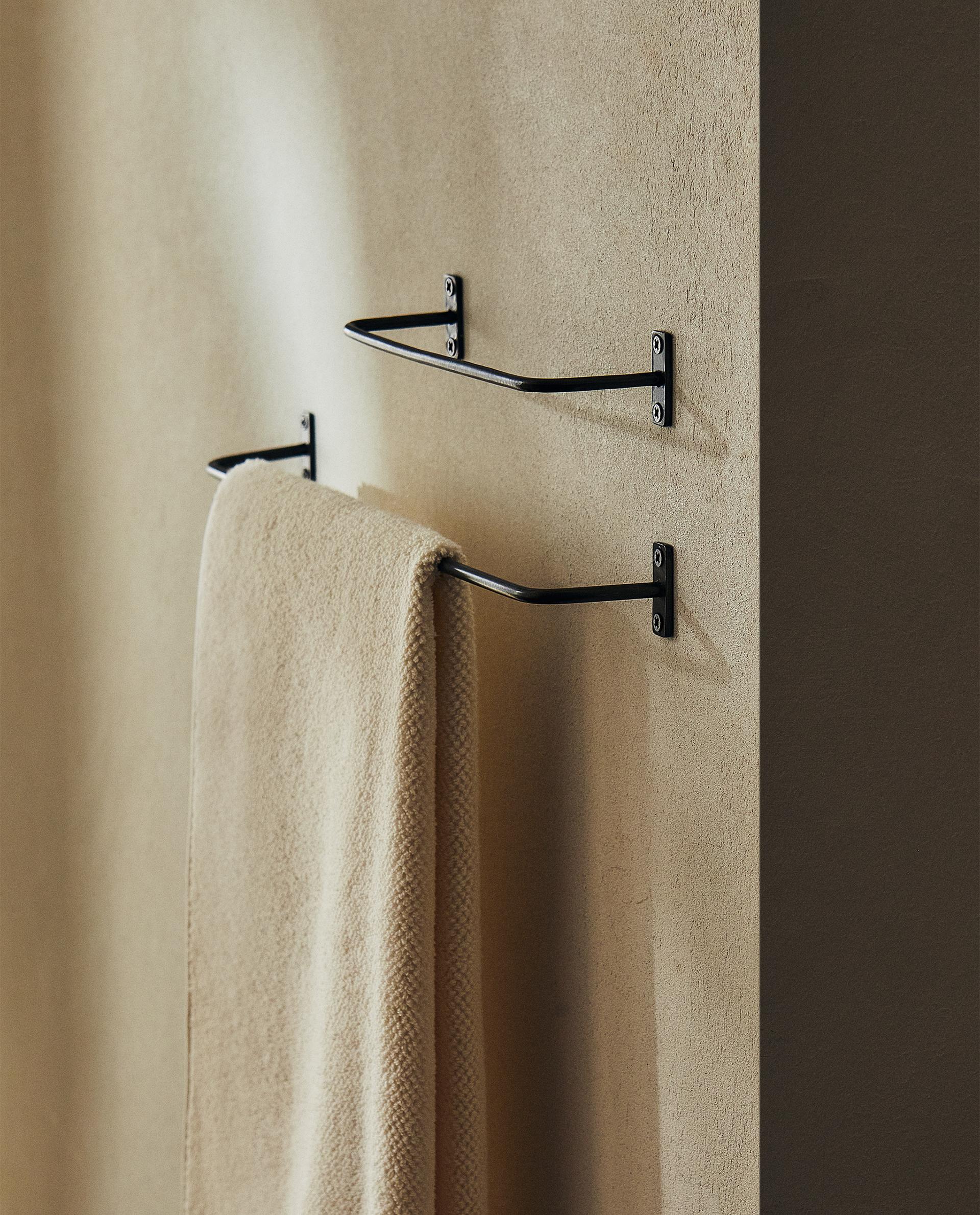 DARK METAL TOWEL RACK - Main Image
