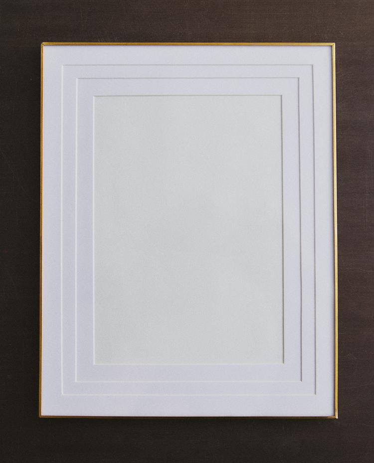 THIN METAL PHOTO FRAME