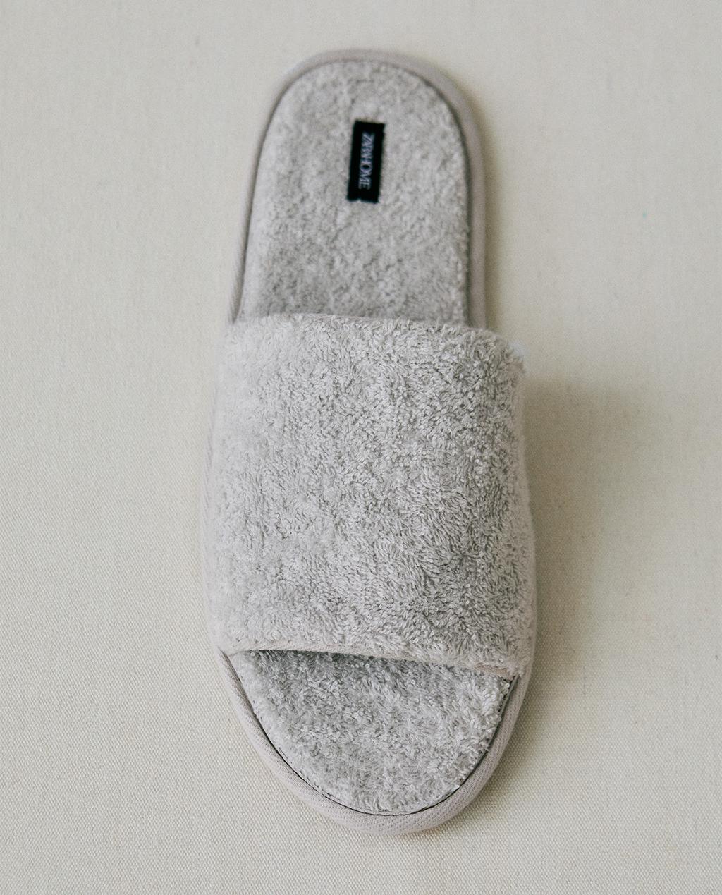 OPEN TERRY BATHROOM SLIPPERS OPEN TERRY BATHROOM SLIPPERS