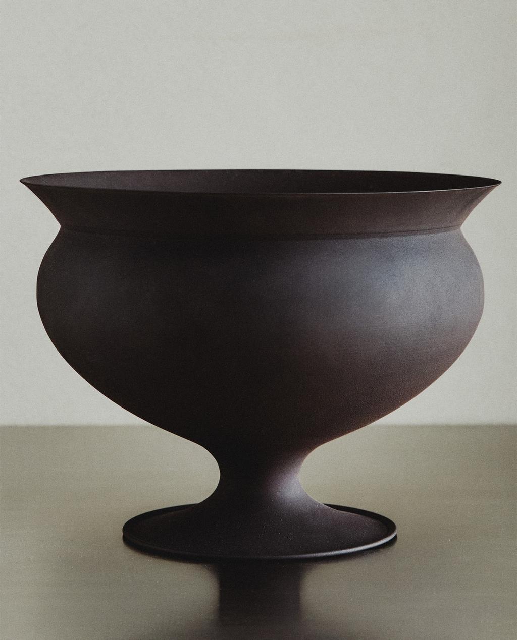 높은 메탈 화분