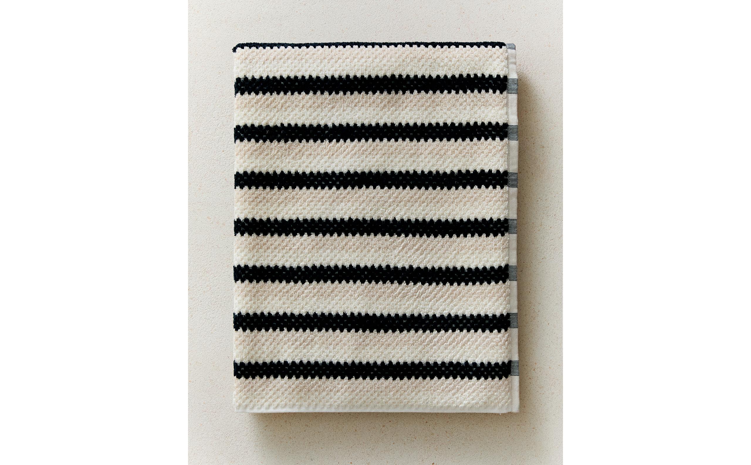 GEOMETRIC JACQUARD BATH TOWEL product thumbnail 8