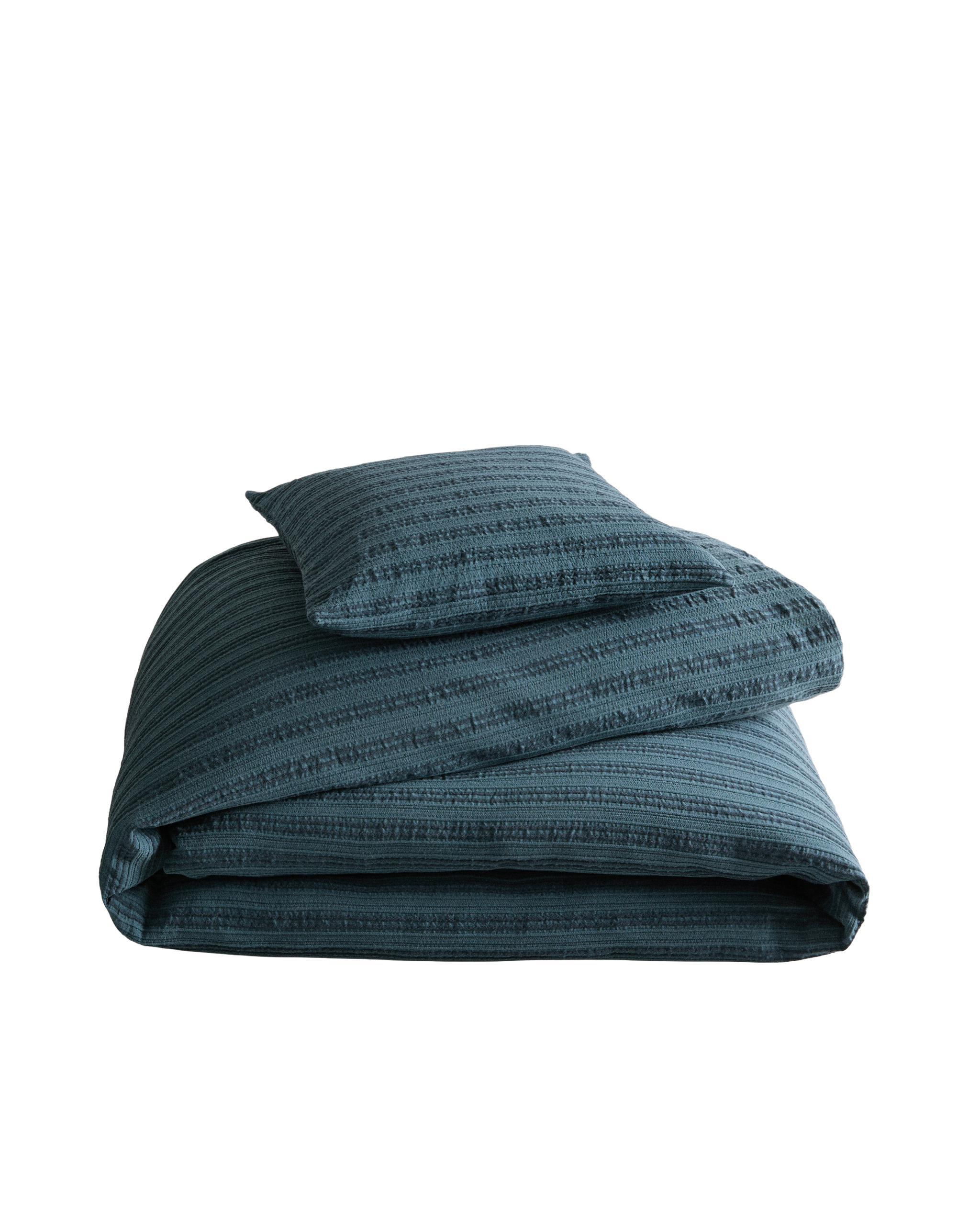 CHILDREN'S BEDSPREAD WITH RAISED STRIPES product thumbnail 4