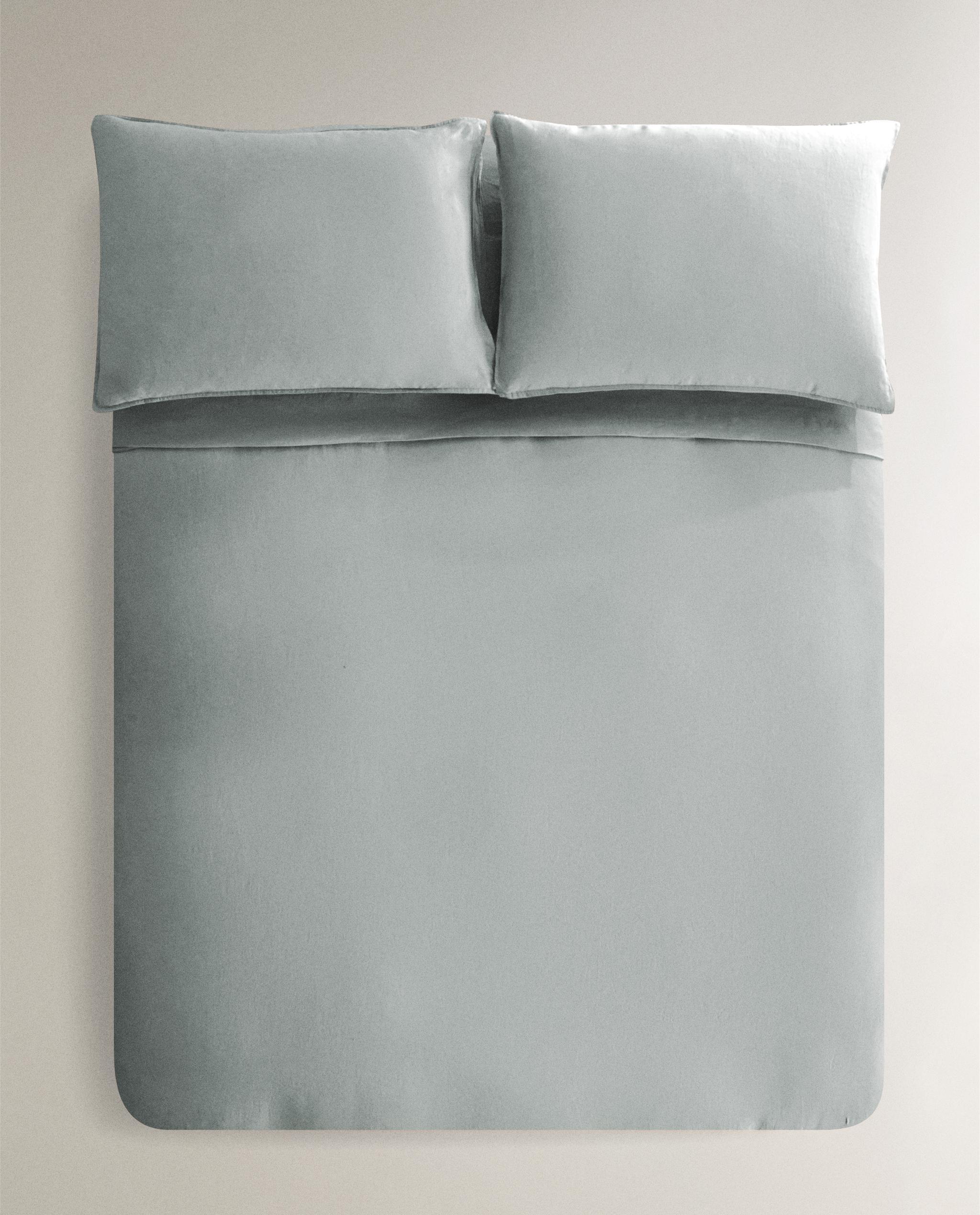 DUVET COVER, PILLOWCASES AND LAMP product thumbnail 8