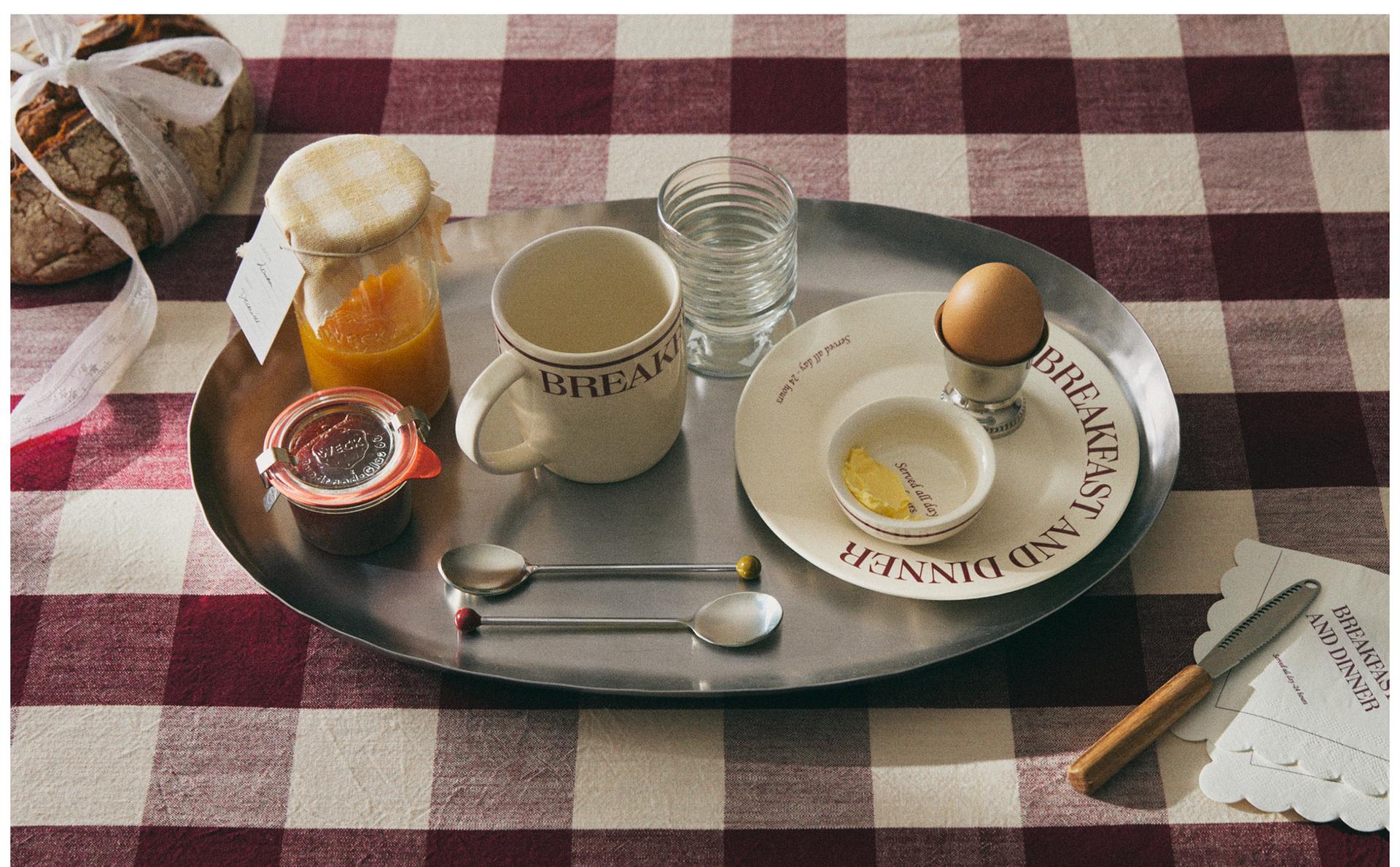 CHECK COTTON TABLECLOTH, PORCELAIN BREAKFAST SET AND STEEL TEASPOONS