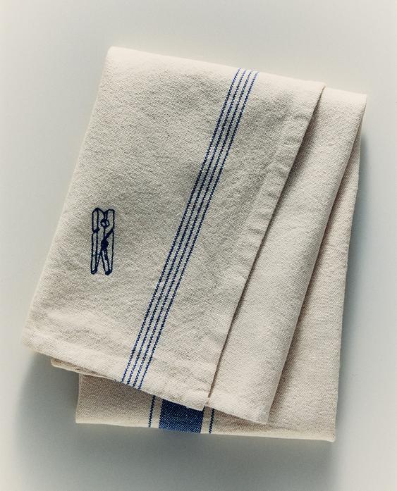 COTTON TEA TOWEL WITH CLEANING EMBROIDERY