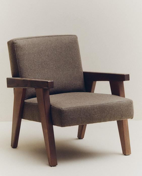 ČALOUNĚNÉ KŘESLO KLUBOVKA OŘECH ZARA HOME BY BLASCO