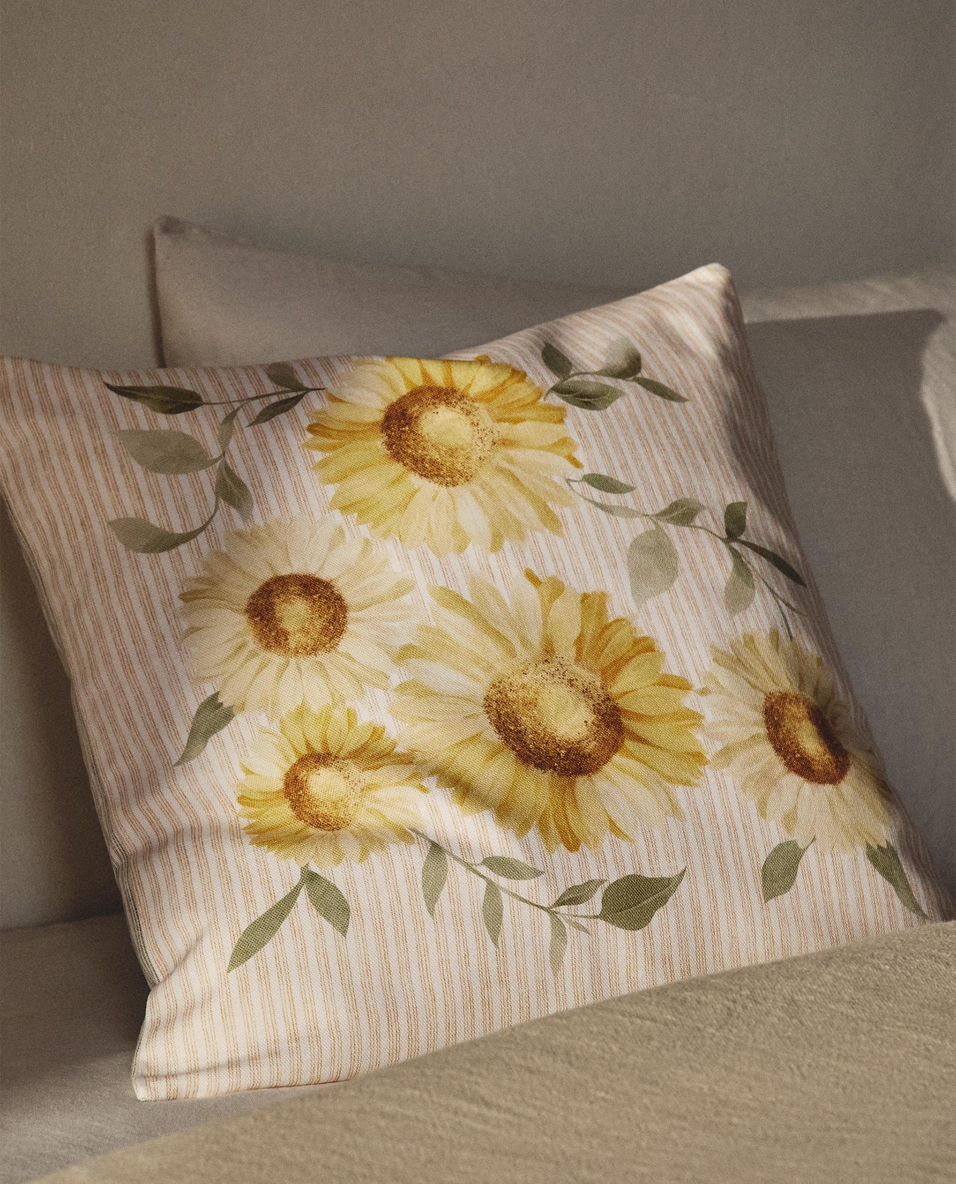 SUNFLOWER CUSHION COVER