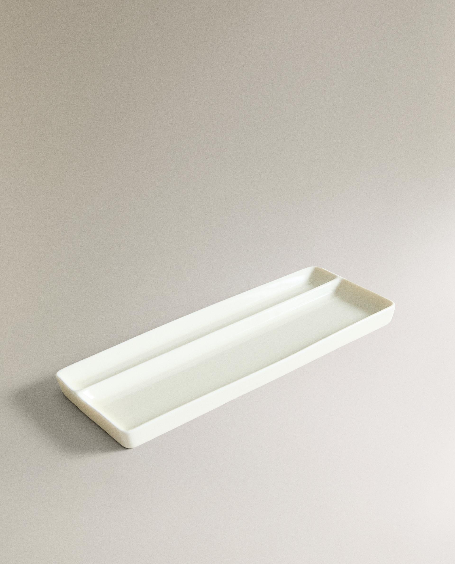 CERAMIC BATHROOM TRAY