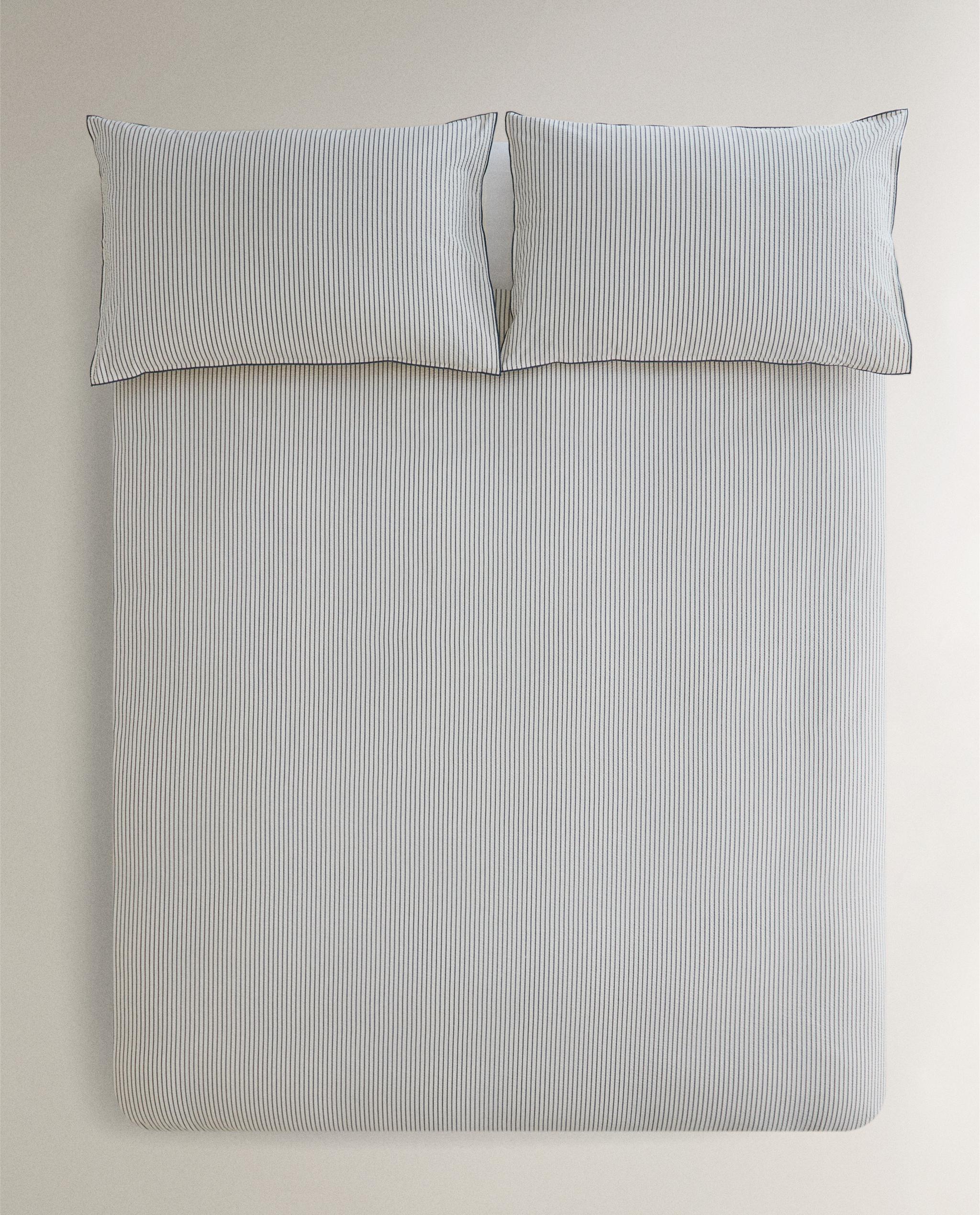 STRIPED SEERSUCKER DUVET COVER WITH PIPING product thumbnail 6