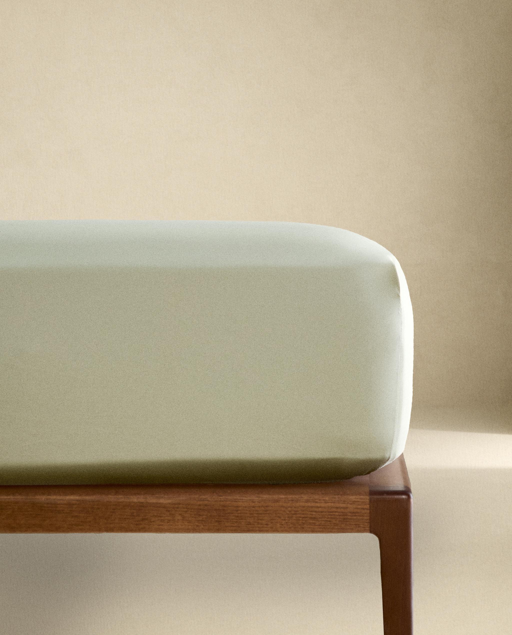 サテン ボックスシーツ | 高さ40CM（300スレッド） | Zara Home
