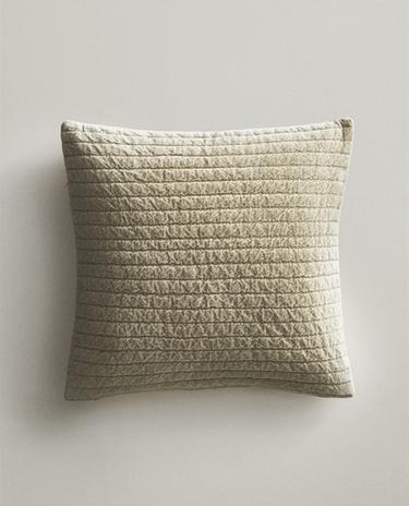 FUNDA COJÍN ACOLCHADO
