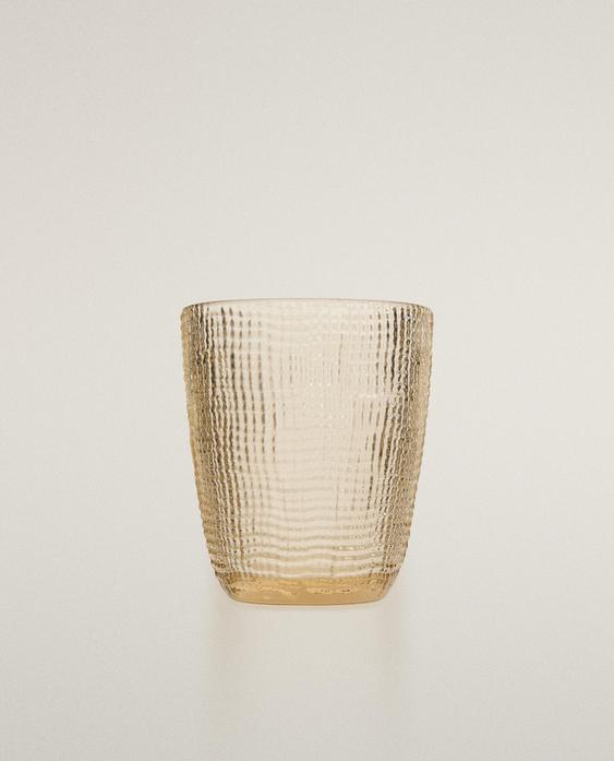 RAISED DESIGN GLASS TUMBLER