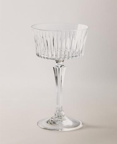 TAÇA DE ESPUMANTE DE CRISTALINO COM RELEVO