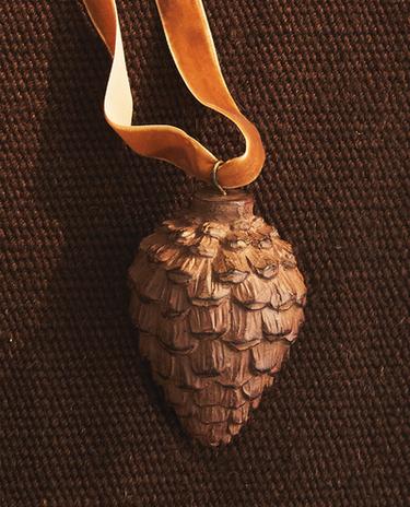 RESIN PINE CONE CHRISTMAS TREE DECORATION