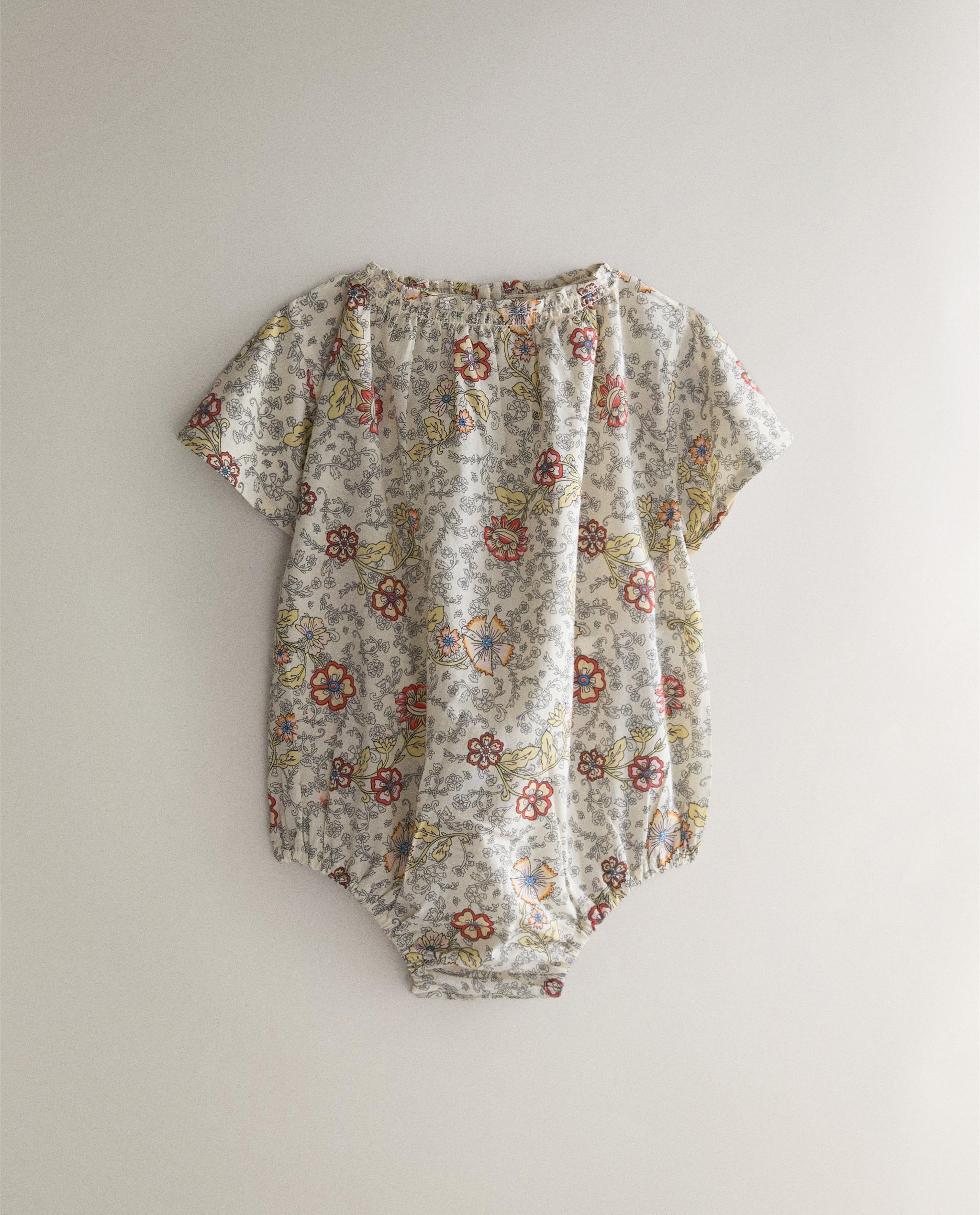FLORAL PRINT BABY ROMPER product thumbnail 3