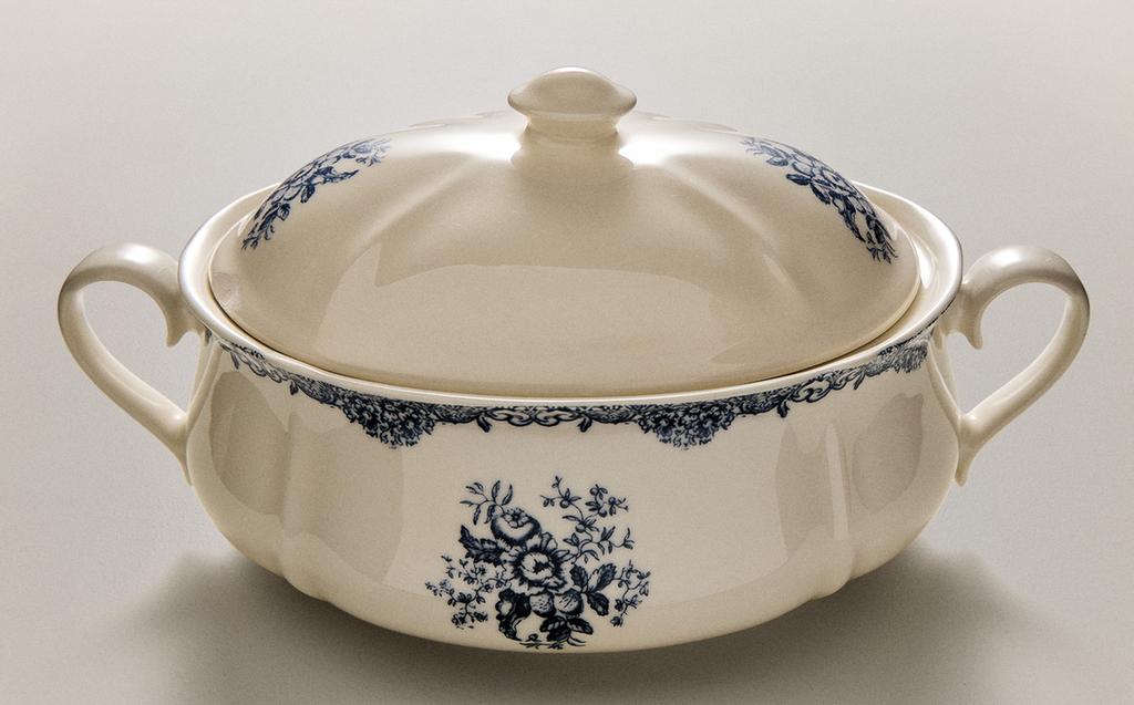 FLORAL EARTHENWARE SERVING TUREEN