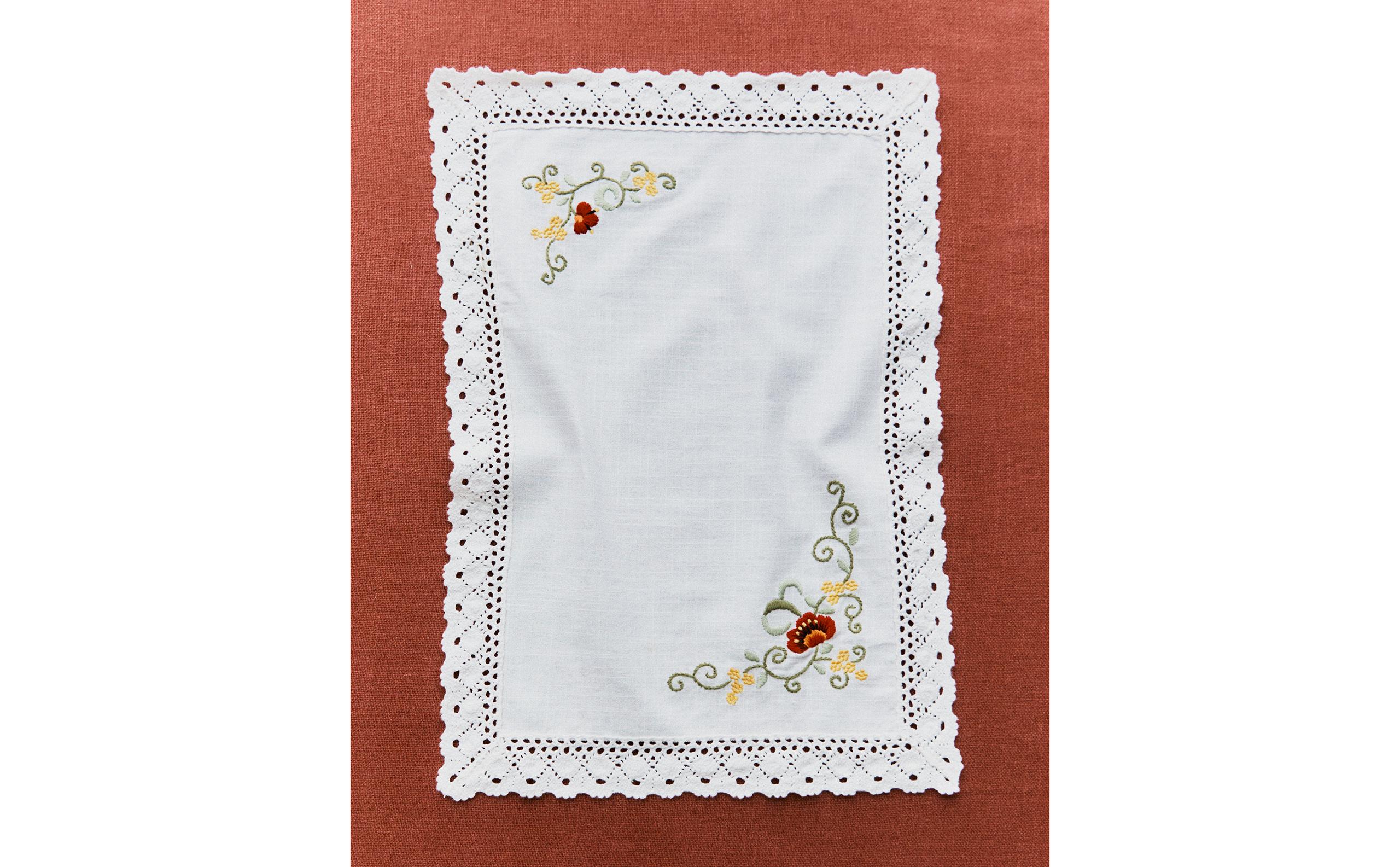 FLORAL COTTON PLACEMAT product thumbnail 13