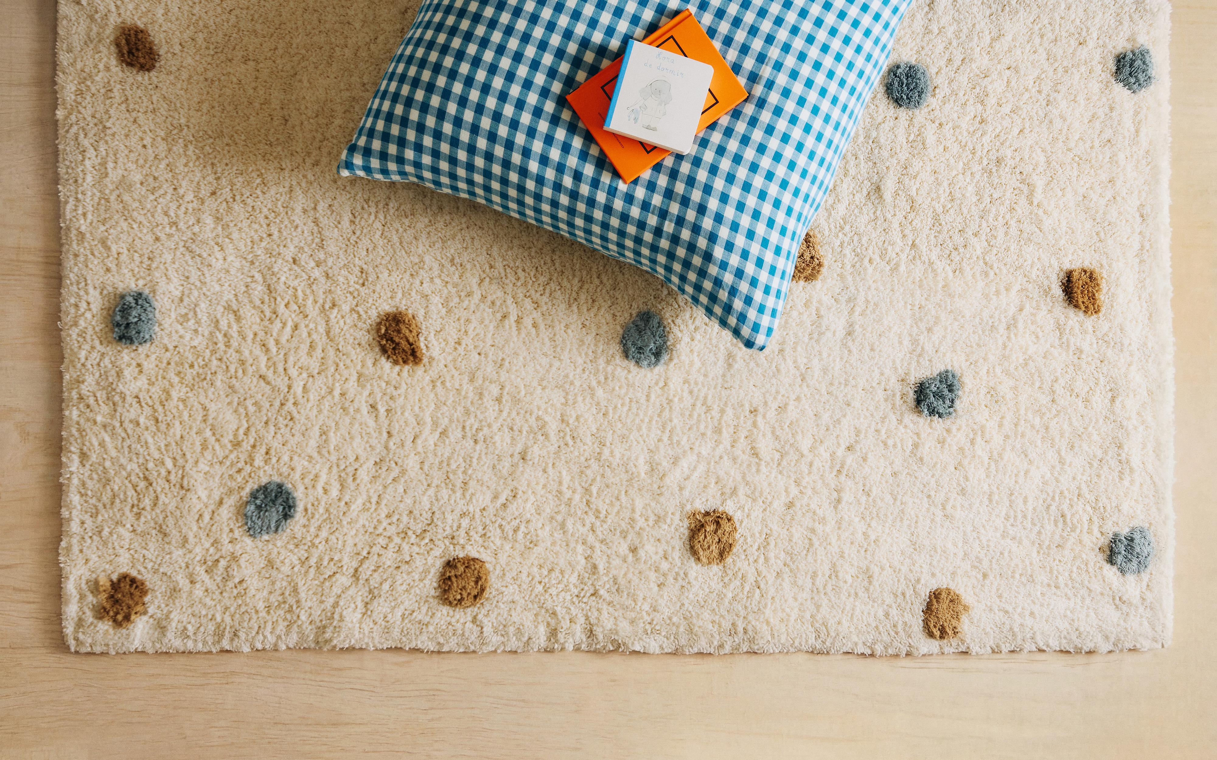 KIDS' RECTANGULAR TEXTURED POLKA DOT RUG product thumbnail 7