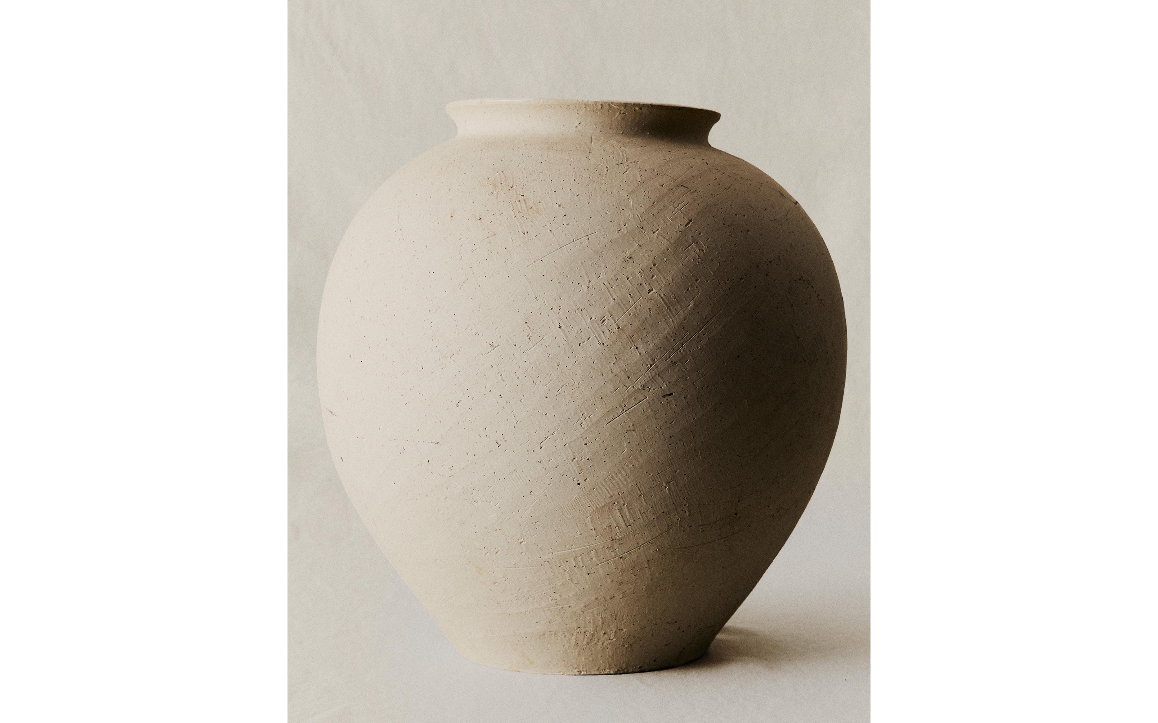 TEXTURED CERAMIC VASE product thumbnail 7