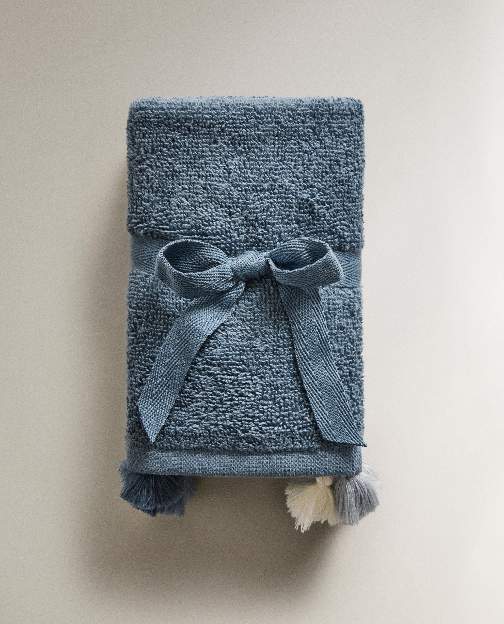 PACK OF HAND TOWELS WITH TASSELS (PACK OF 3) product thumbnail 5