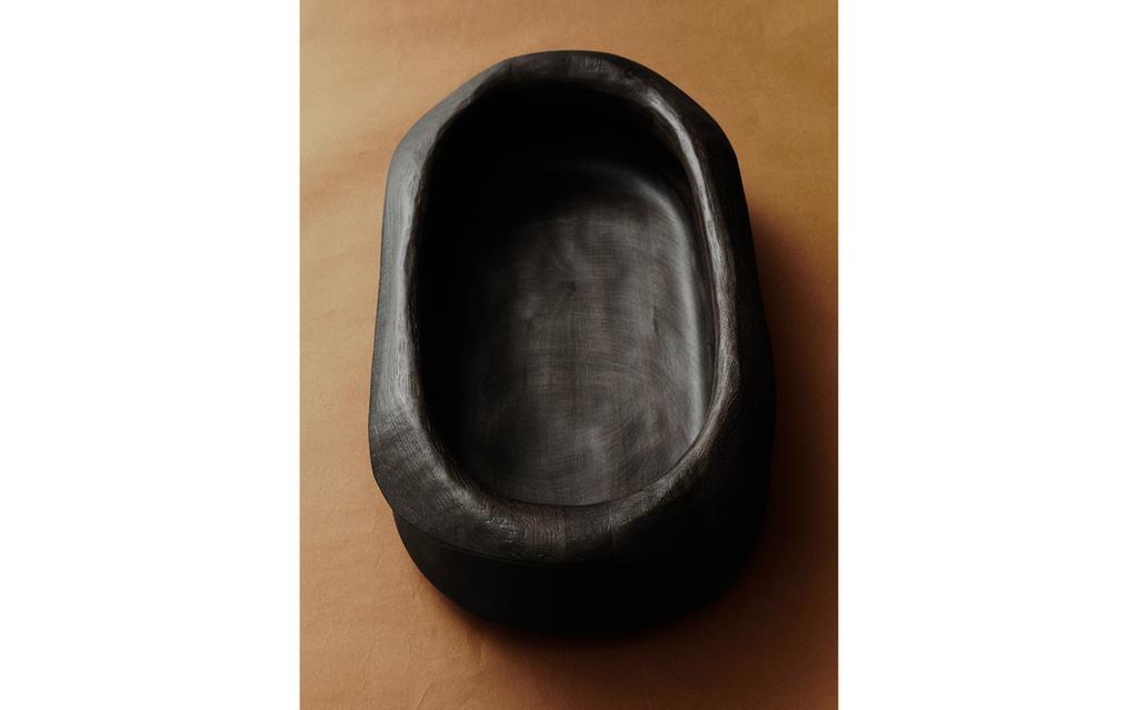 IRREGULAR WOODEN TRAY