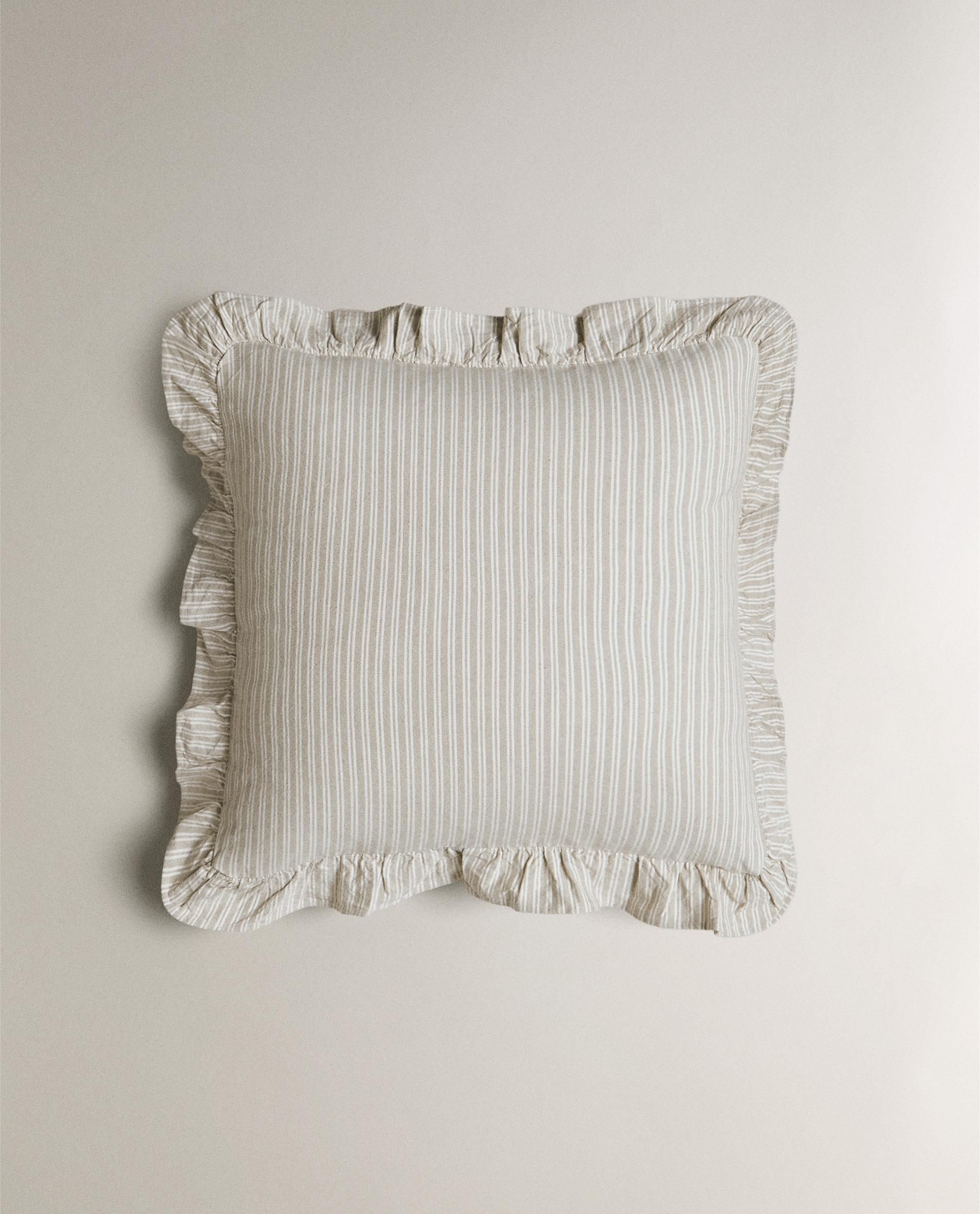 キッズ ストライプ クッションカバー | Zara Home 日本/Japan