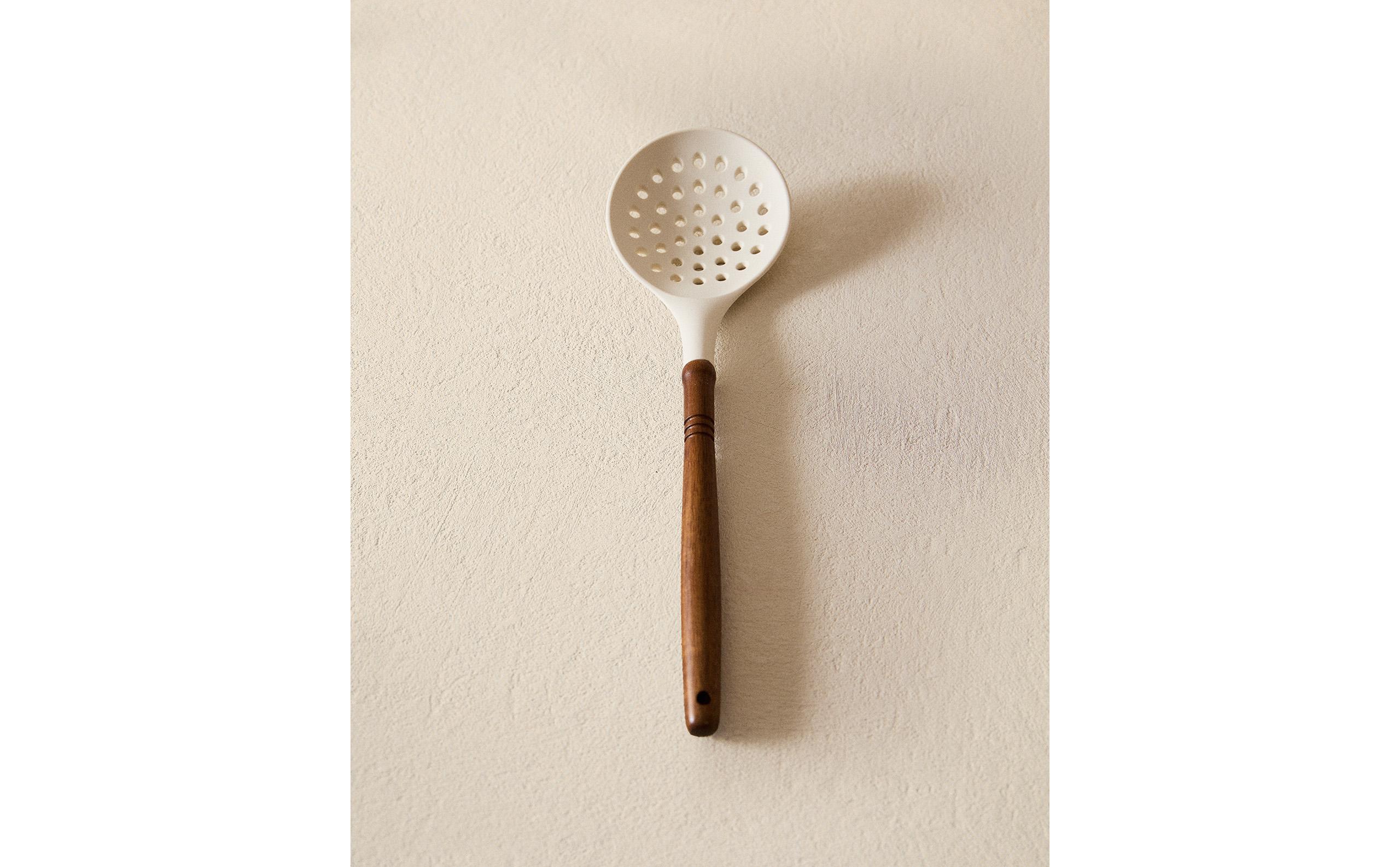 SILICONE AND WOODEN SLOTTED SPOON | Zara Home United States of America