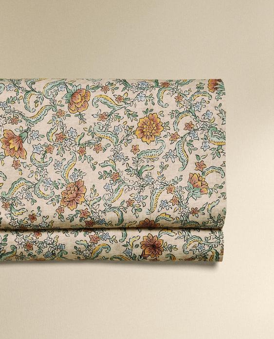 FLORAL PRINT SATEEN FLAT SHEET (300 THREAD COUNT)