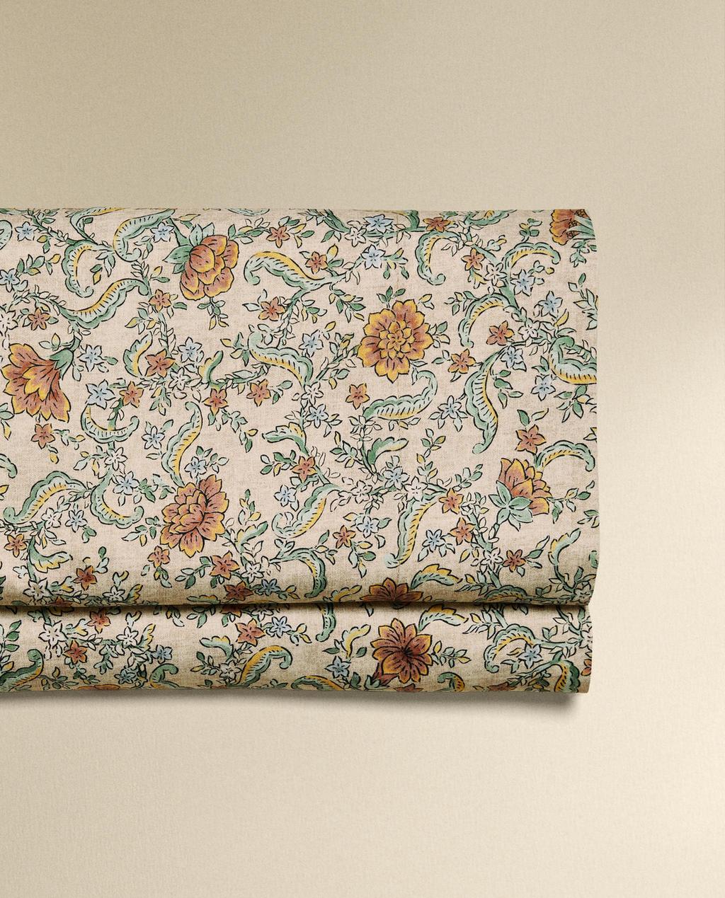 FLORAL PRINT SATEEN FLAT SHEET (300 THREAD COUNT) FLORAL PRINT SATEEN FLAT SHEET (300 THREAD COUNT)