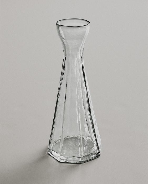 FACETED NARROW GLASS VASE