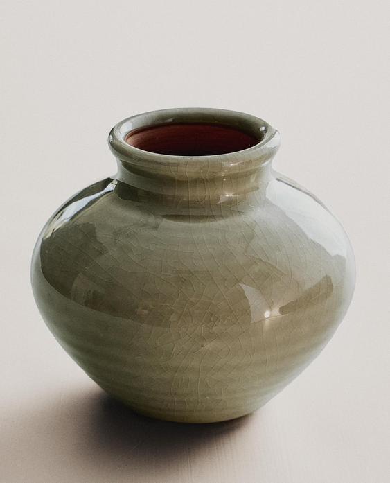 SMALL TERRACOTTA VASE