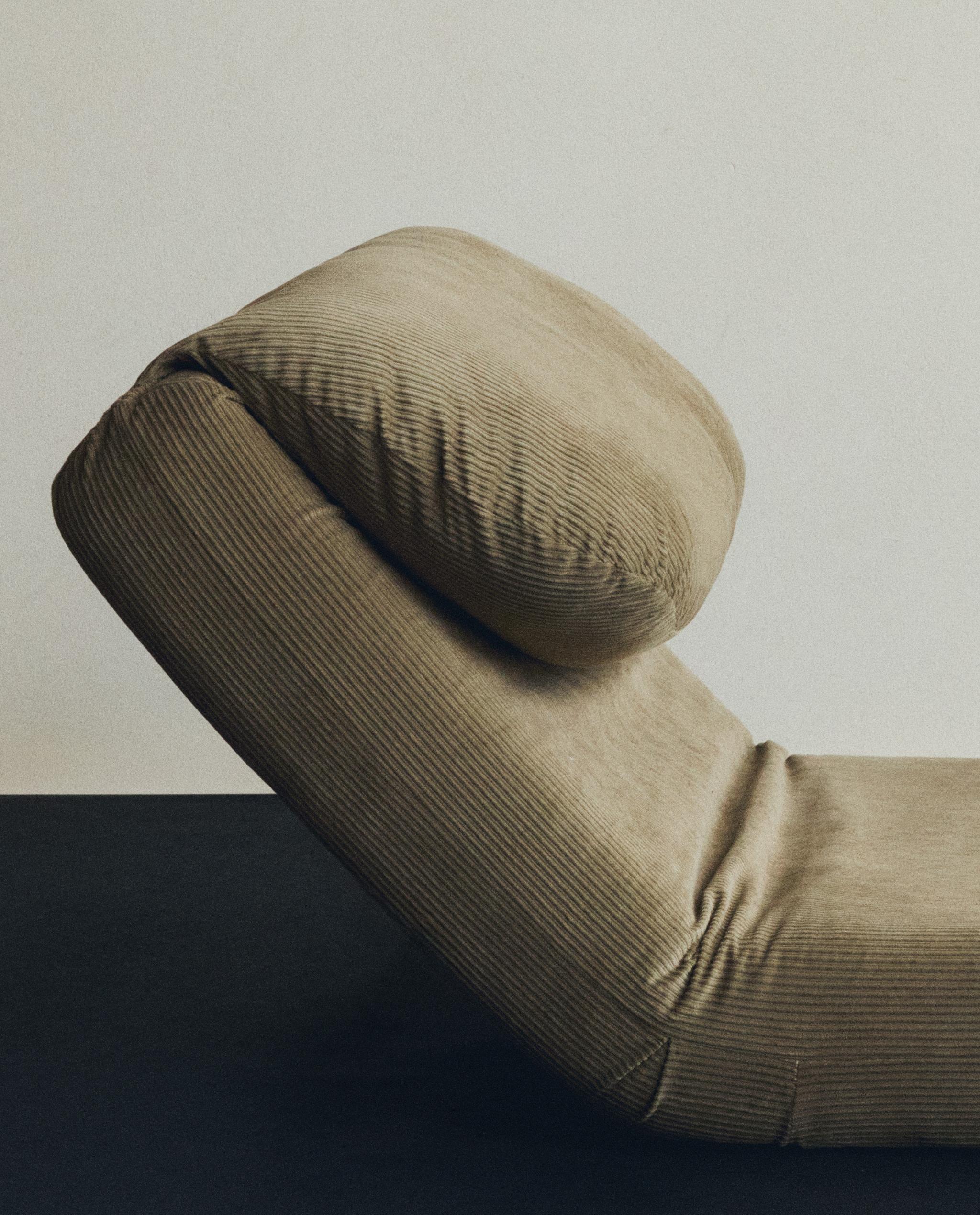 CORDUROY FOLDING LOUNGE CHAIR | Zara Home United States of America