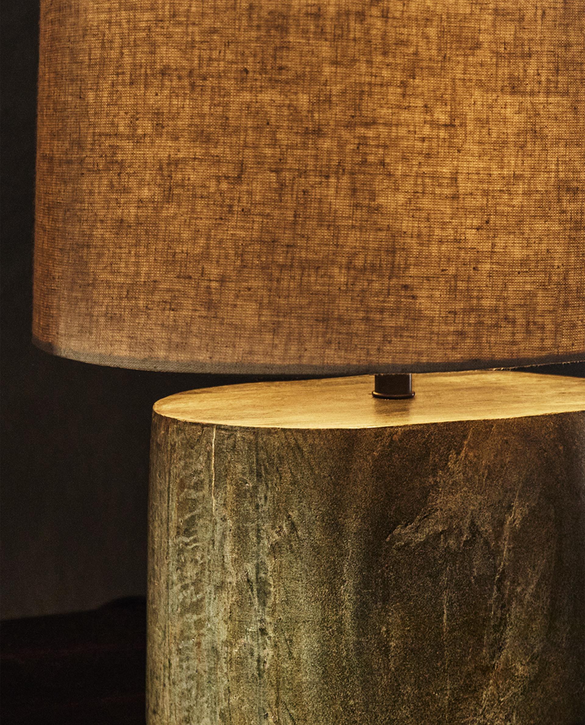 SLATE TABLE LAMP