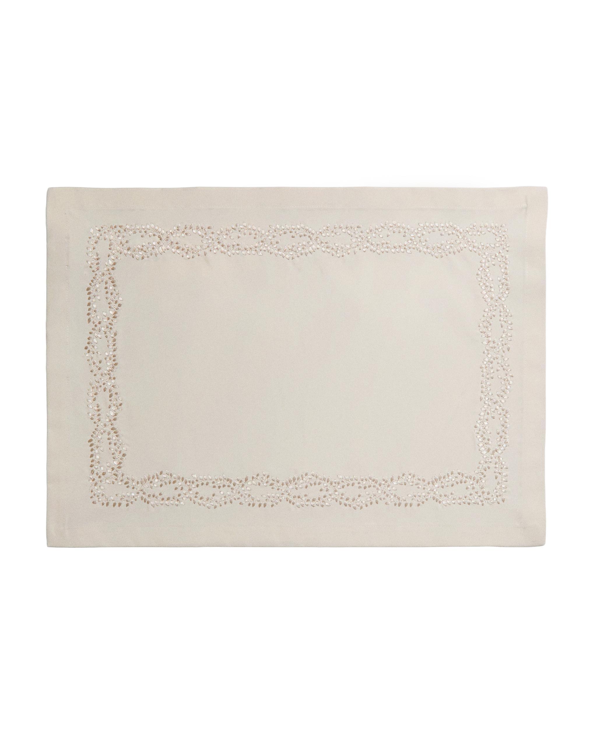 PLACEMAT WITH FLORAL EMBROIDERY product thumbnail 3